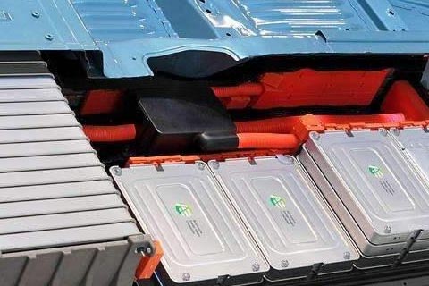 红河车古乡专业回收叉车蓄电池→上门回收旧电池,电池片回收价格